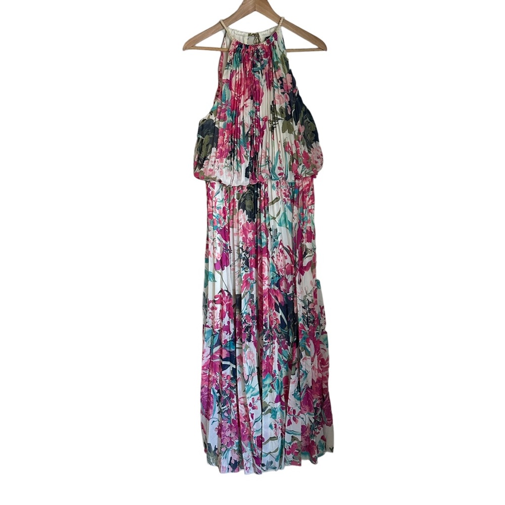 *SOLD* Plus Size Floral Maxi - Picture 14 of 15